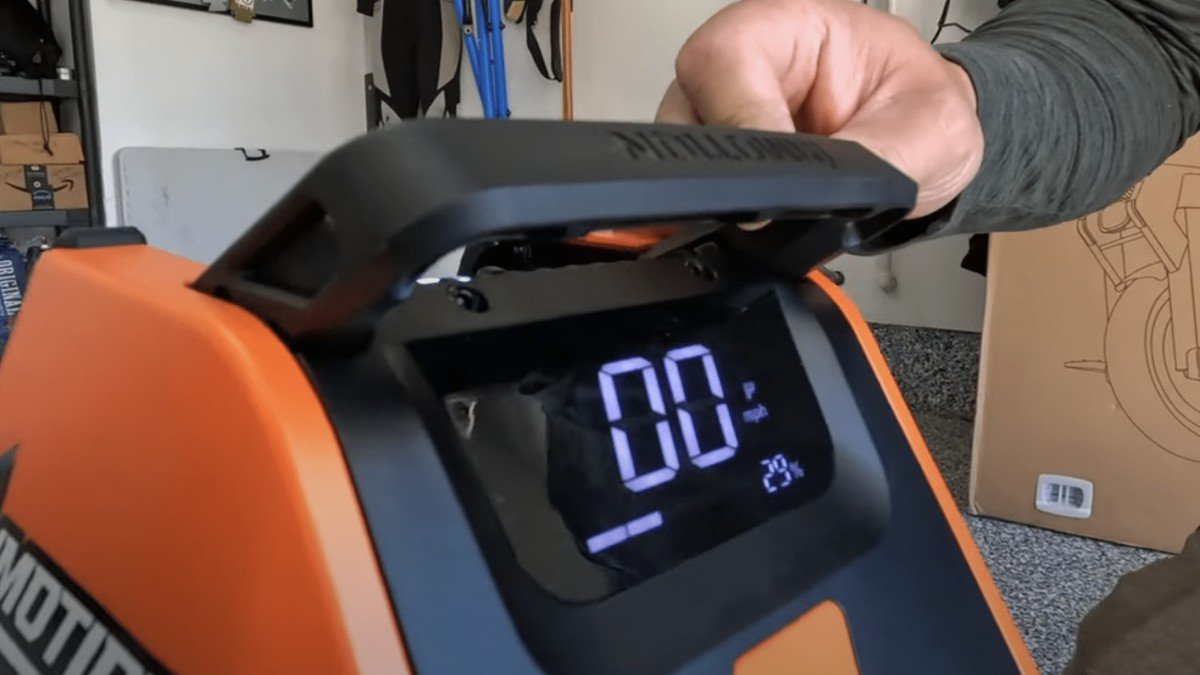 2024 InMotion V14 Adventure inmotion-v14-adventure-review-8