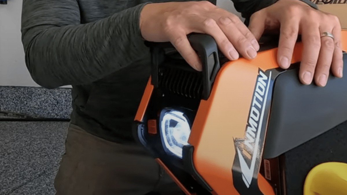 2024 InMotion V14 Adventure inmotion-v14-adventure-review-11