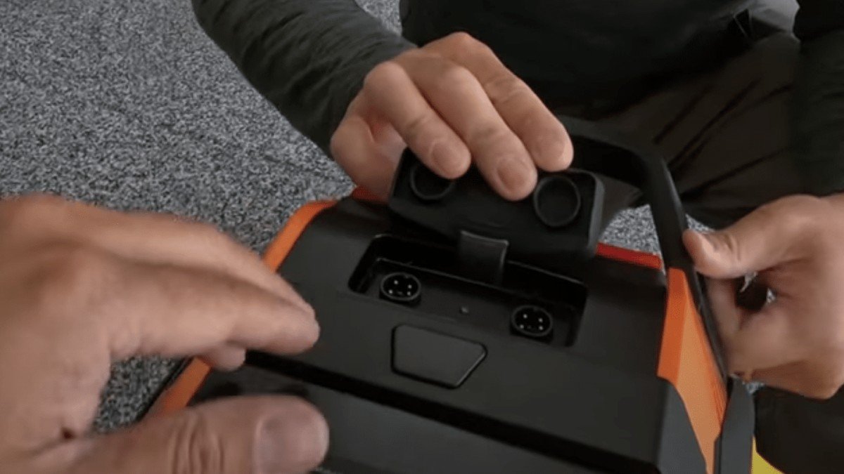 2024 InMotion V14 Adventure inmotion-v14-adventure-review-12