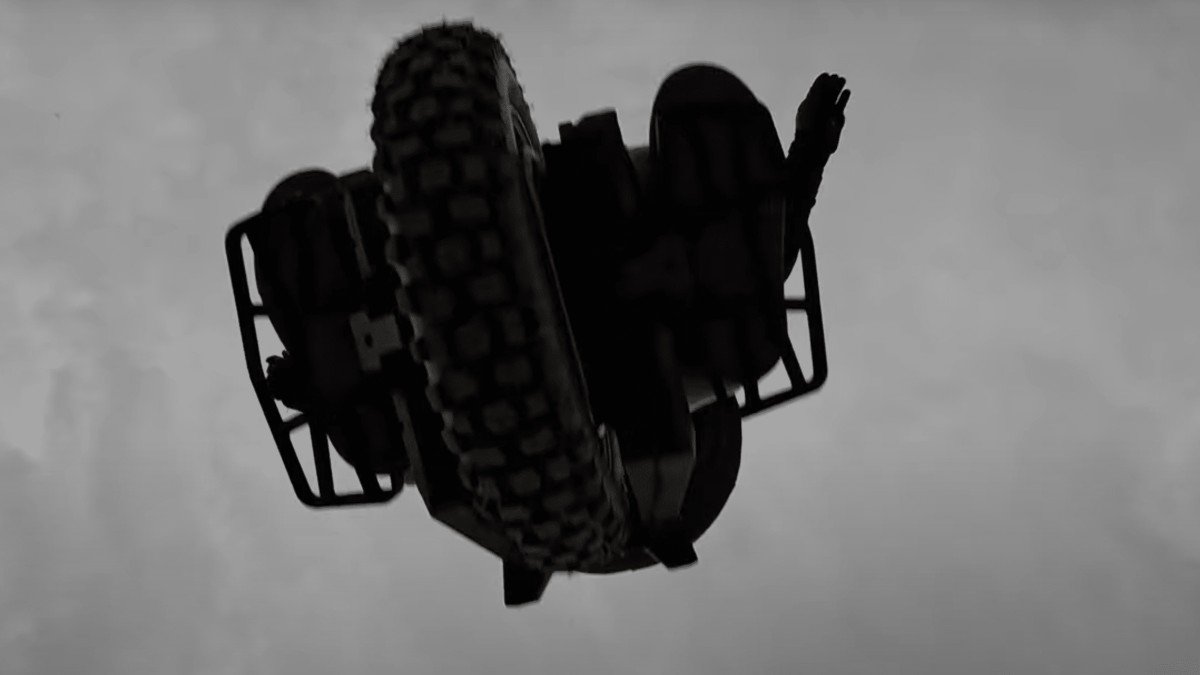 2024 InMotion V14 Adventure inmotion-v14-adventure-review-13
