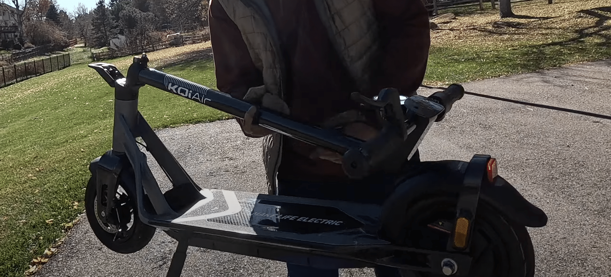 niu-kqi-air-the-best-lightweight-electric-scooter-yet-5