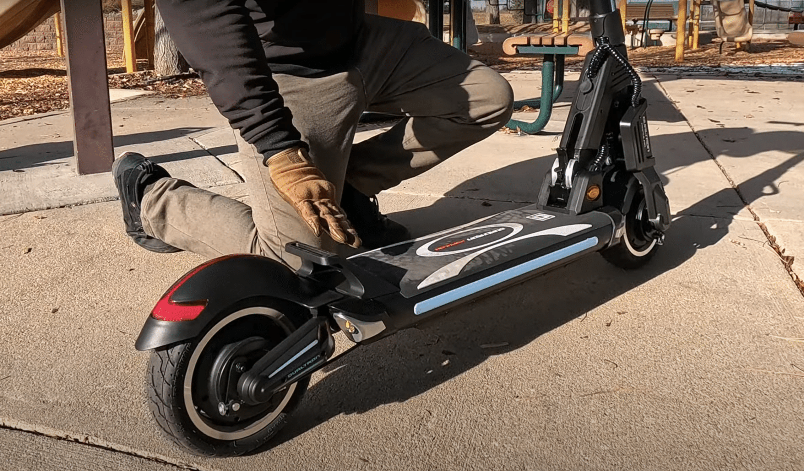 dualtron-popular-escooter-review-the-best-budget-dualtron-electric-scooter-for-urban-adventures-0