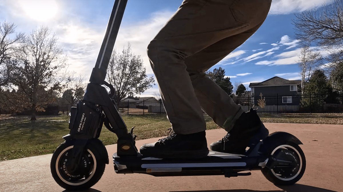 2023 Dualtron Popular dualtron-popular-escooter-review-the-best-budget-dualtron-electric-scooter-for-urban-adventures-2