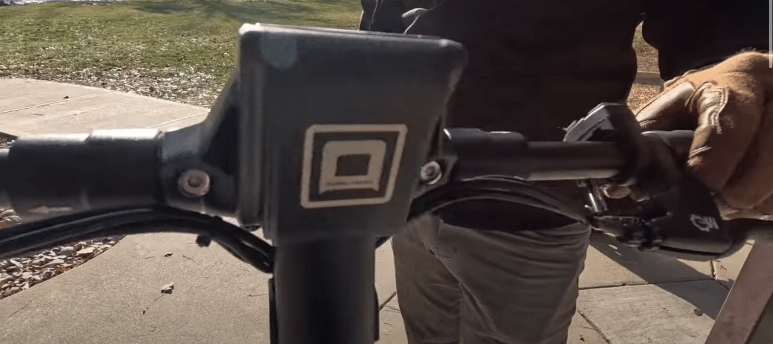 dualtron-popular-escooter-review-the-best-budget-dualtron-electric-scooter-for-urban-adventures-10