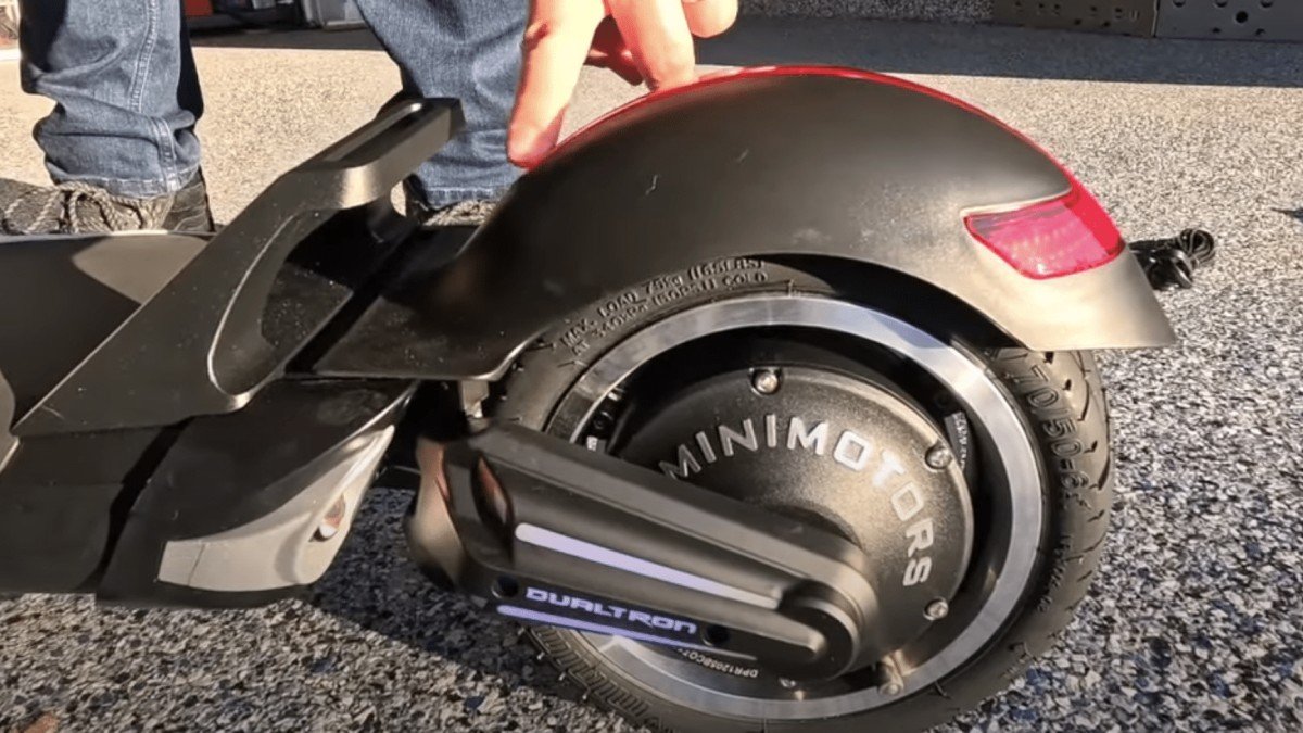 2023 Dualtron Popular dualtron-popular-escooter-review-the-best-budget-dualtron-electric-scooter-for-urban-adventures-12