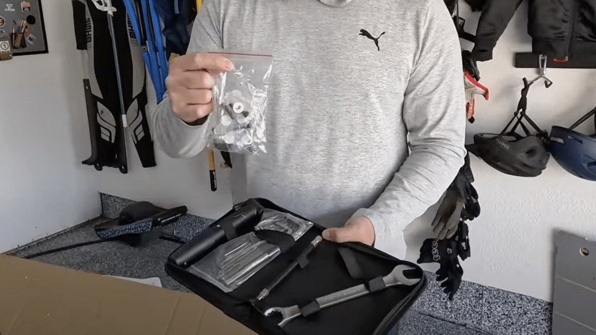 2023 Apollo City 2023 Dual Motor apollo-city-2023-review-13