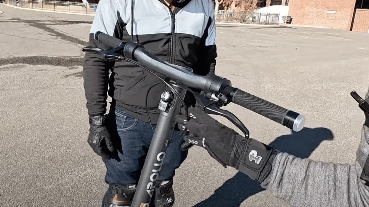 2023 Apollo City 2023 Dual Motor apollo-city-2023-review-17