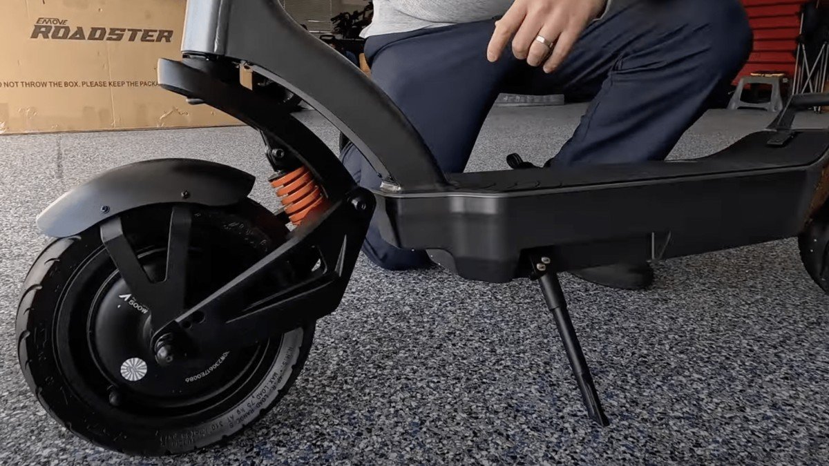 2023 Apollo City 2023 Dual Motor apollo-city-2023-review-19