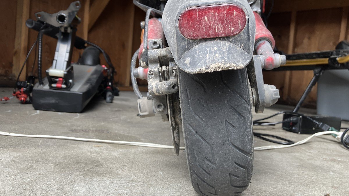 2023 Rovoron Kullter Luxury Rear Tire Back View