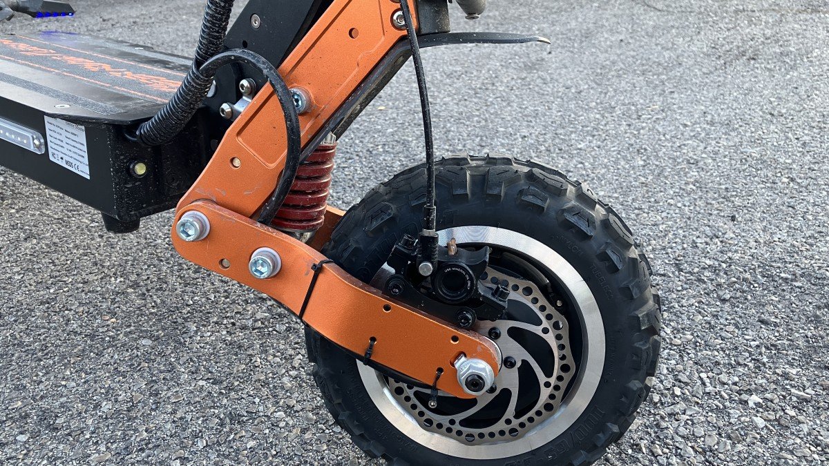 2023 Zondoo ZO01 Plus front tire suspension