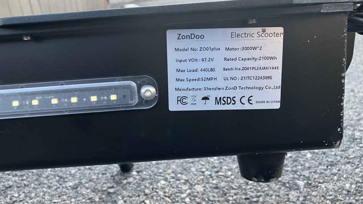 2023 Zondoo ZO01 Plus side identification label