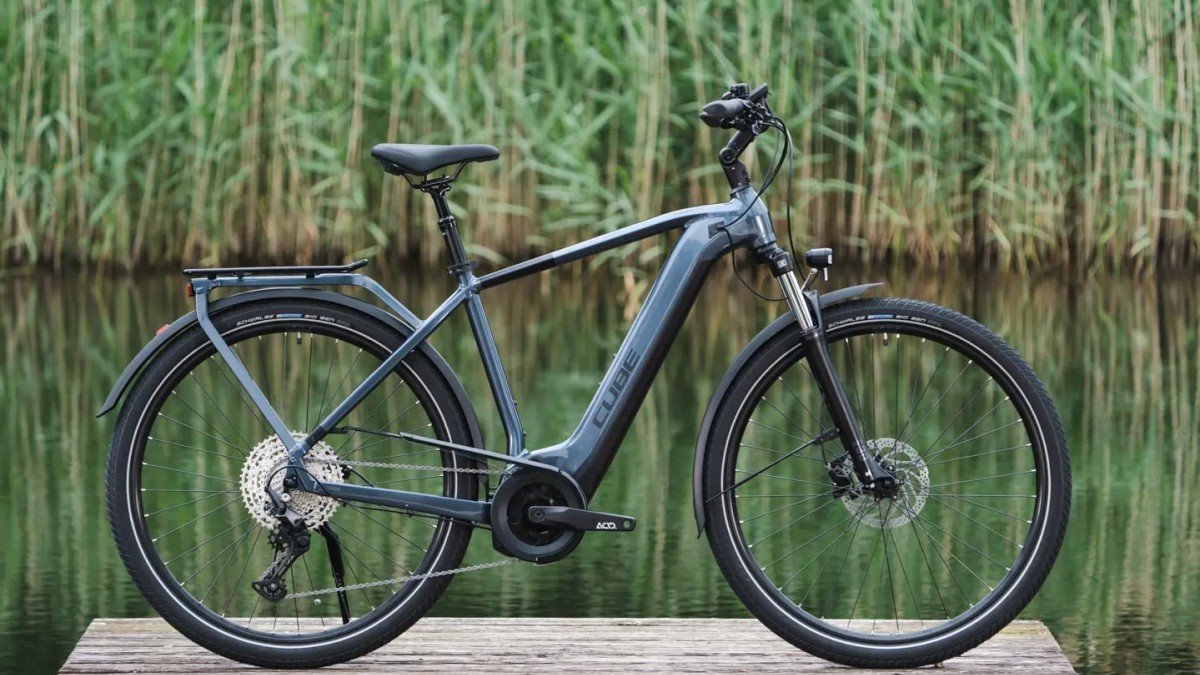 Cube Touring Hybrid E-Bike – Affordable Yet Powerful