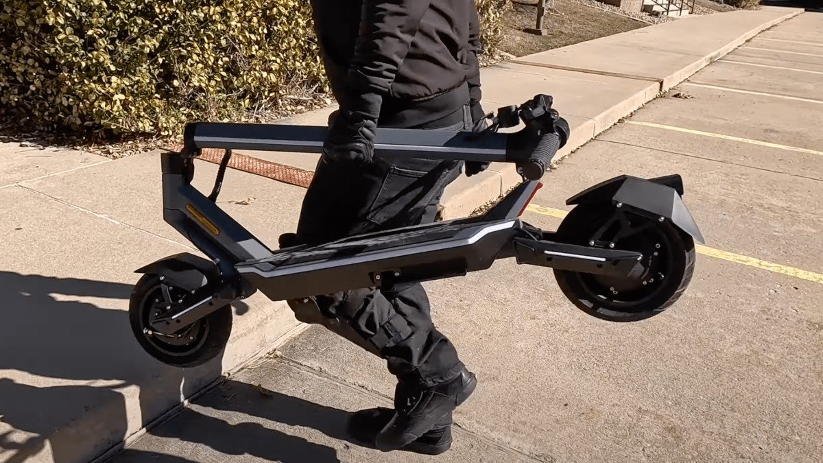 2024 Punk Rider Pro punk-rider-pro-electric-scooter-review-3