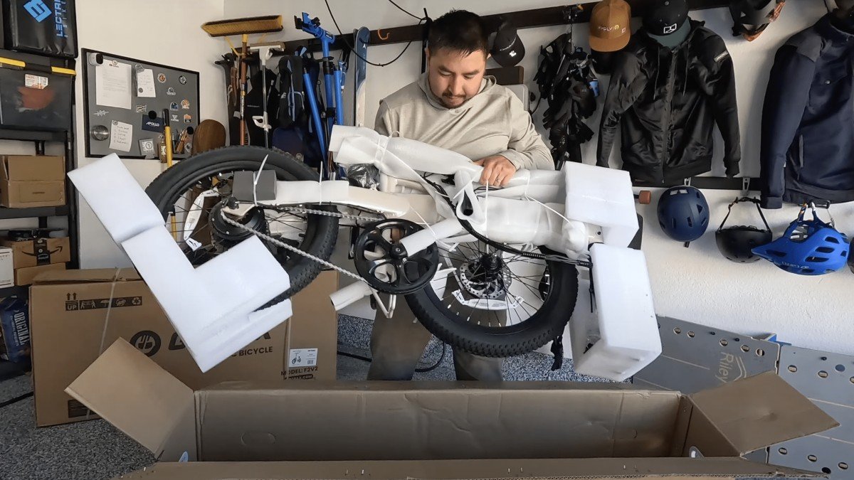 2024 Gotrax F1 V2 gotrax-f1-v2-review-3