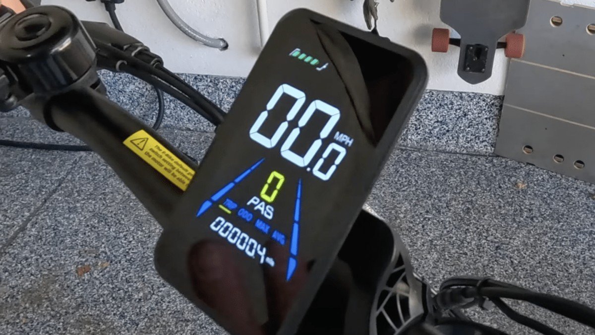 2024 Gotrax F1 V2 gotrax-f1-v2-review-9
