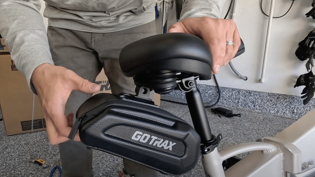 2024 Gotrax F1 V2 gotrax-f1-v2-review-10