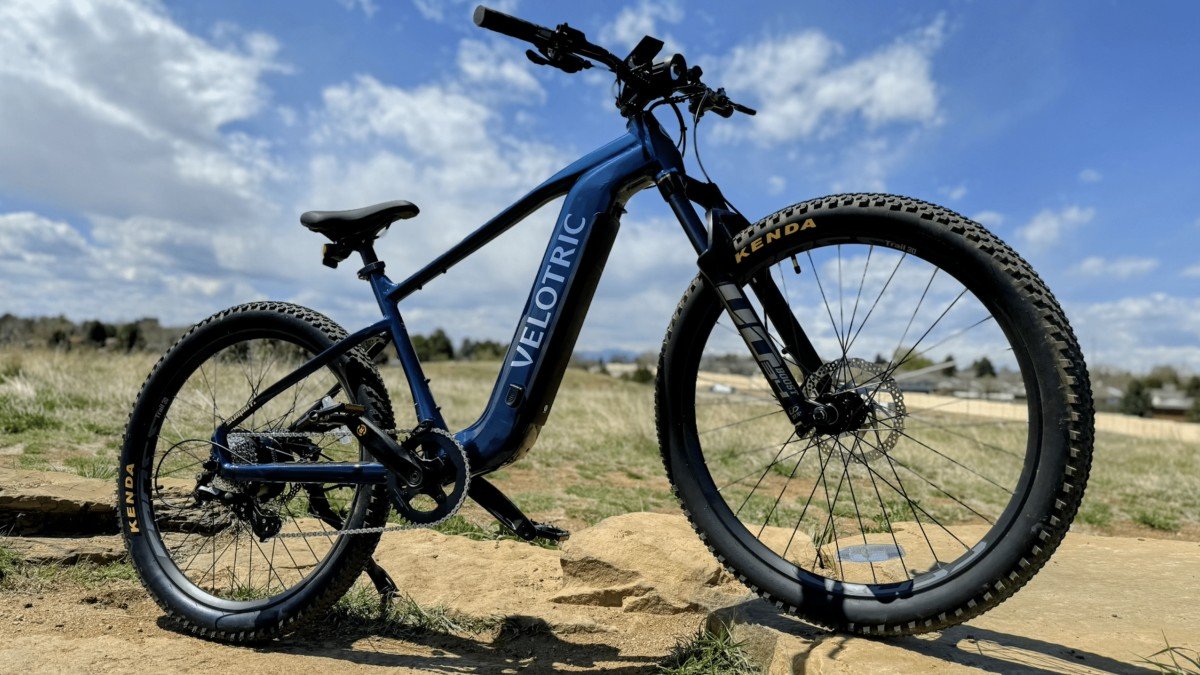 2024 Velotric Summit 1 Electric Bike