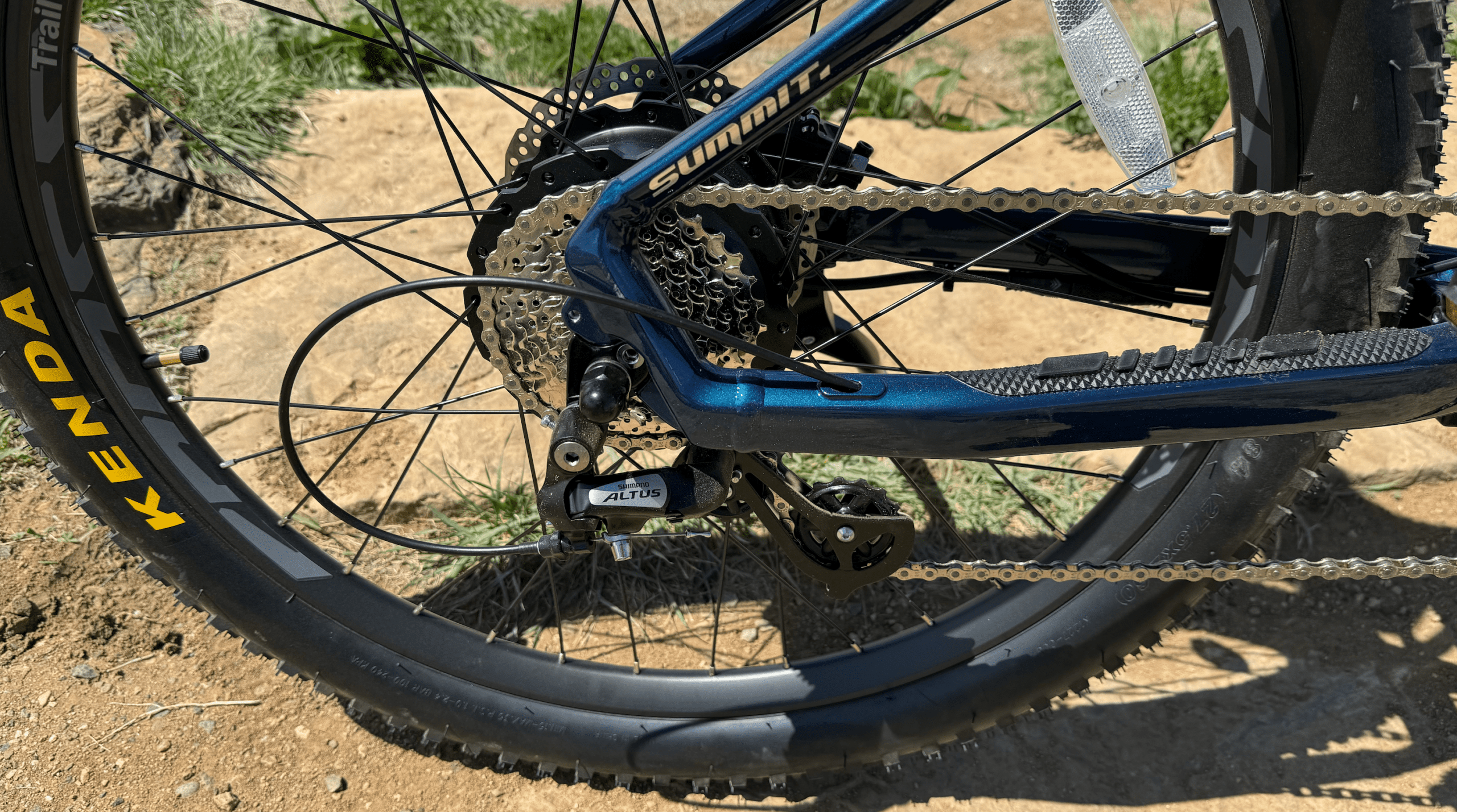 velotric-summit-1-12