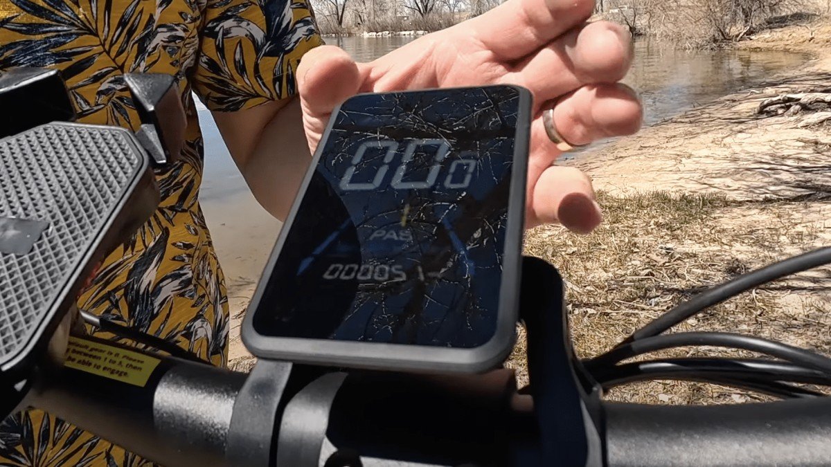 2023 Gotrax F2 2.0 gotrax-f2-2-0-review-2