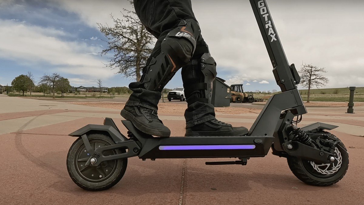 2023 Gotrax GX1 gotrax-gx1-3