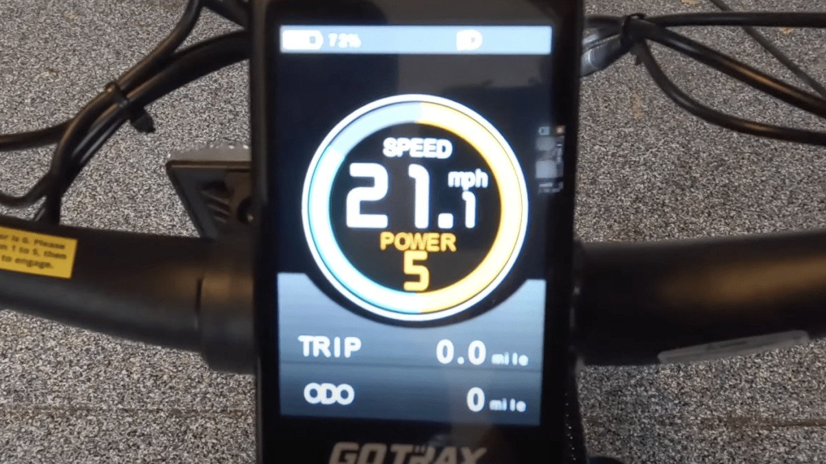2024 Gotrax Tundra gotrax-tundra-review-3