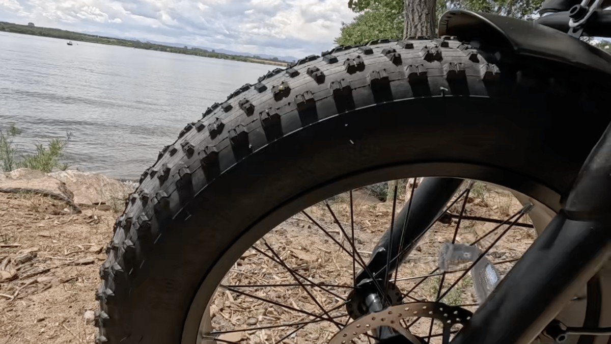 2024 Gotrax F3 gotrax-f3-ebike-review-1