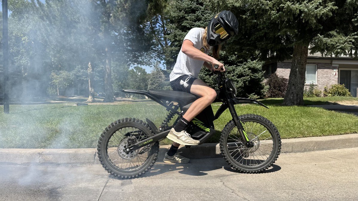 2024 Rawrr Mantis X rear tire burnout