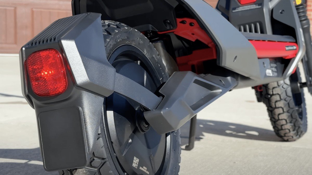 2024 Segway ZT3 Pro rear motor arm