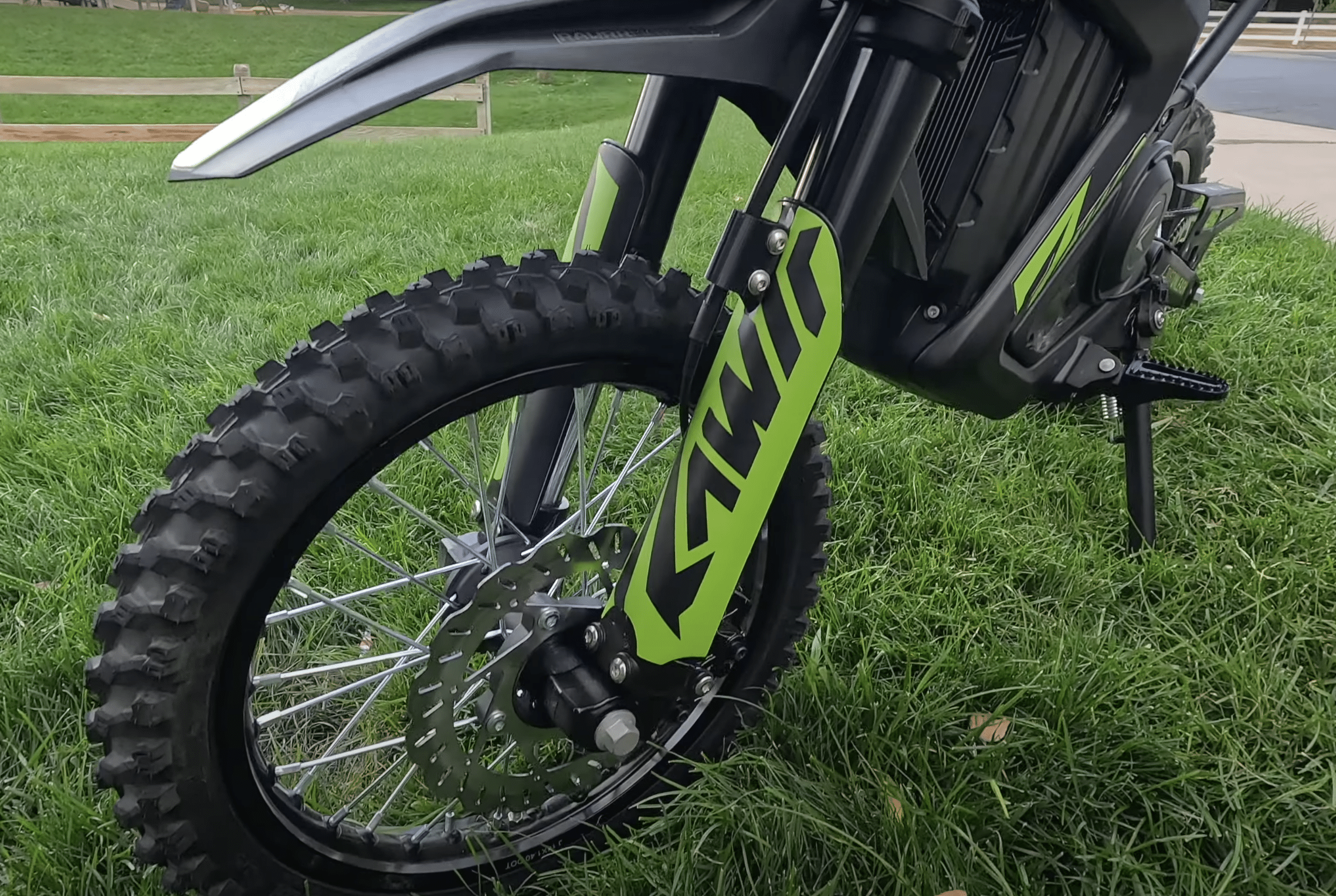 rawrr-mantis-mini-review-9