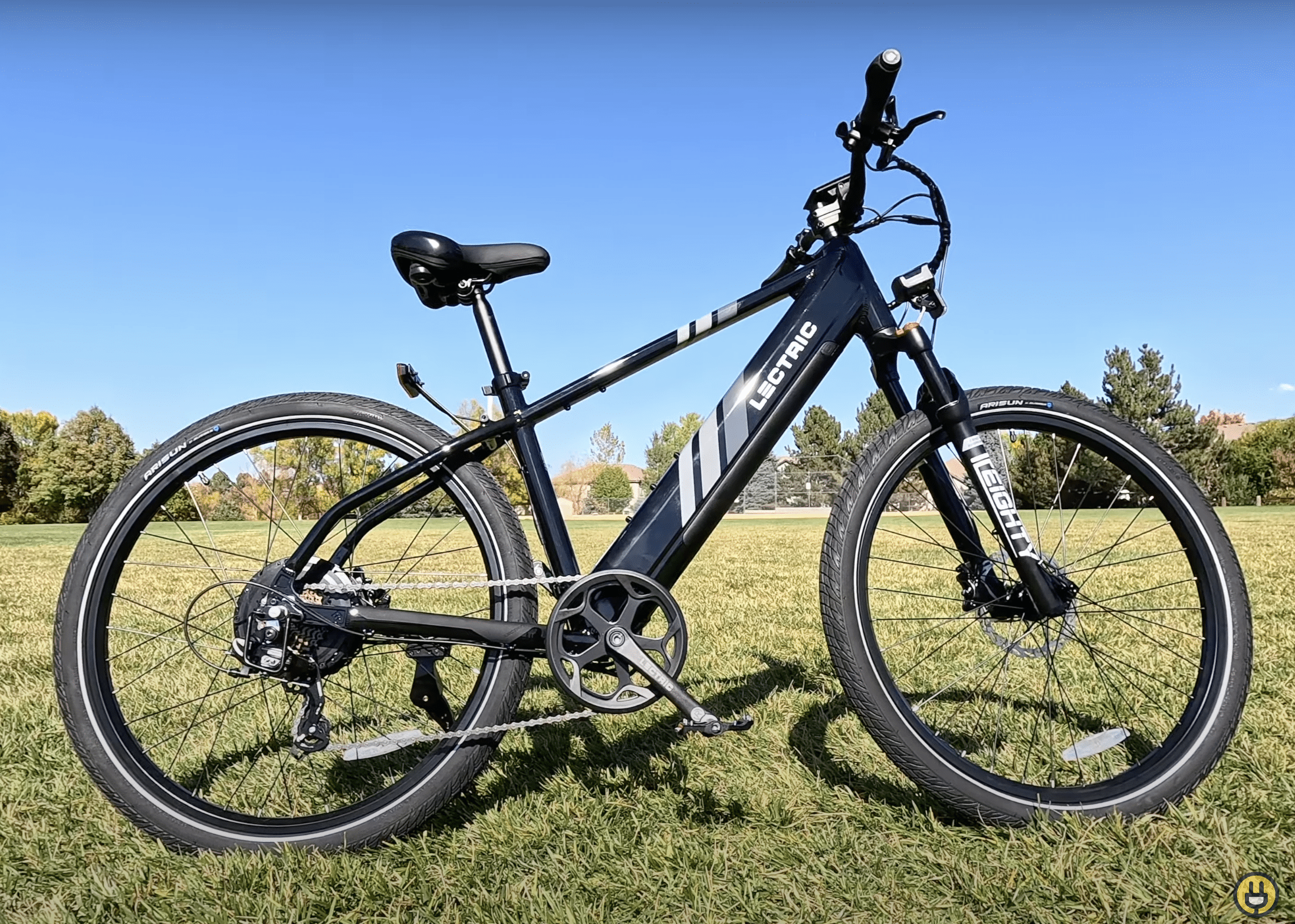 lectric-xpress-step-through-2