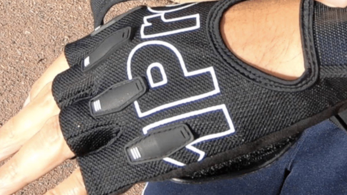 1Protect Gloves, Craft&Ride, And Trunksaver Giveaways!