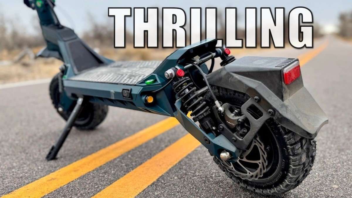2023 Gotrax GX3 dual suspension close up