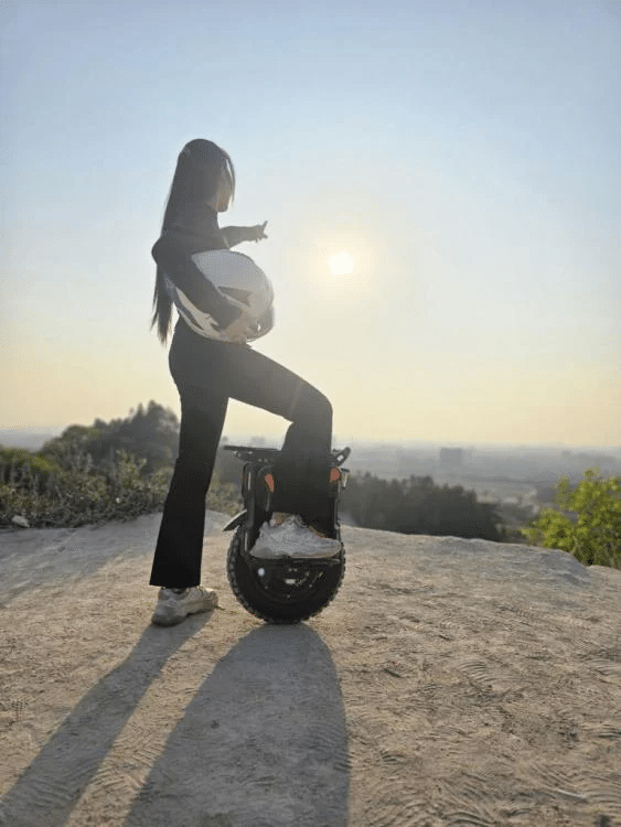 extreme-bull-rocket-1