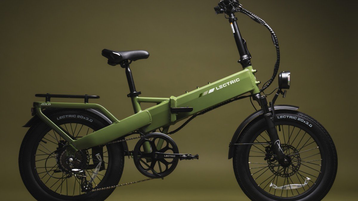 2024 Lectric XP 4.0 green folding ebike