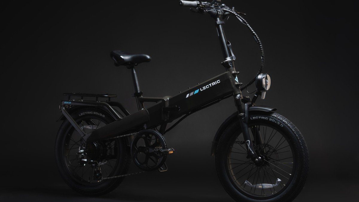 2024 Lectric XP 4.0 black folding ebike