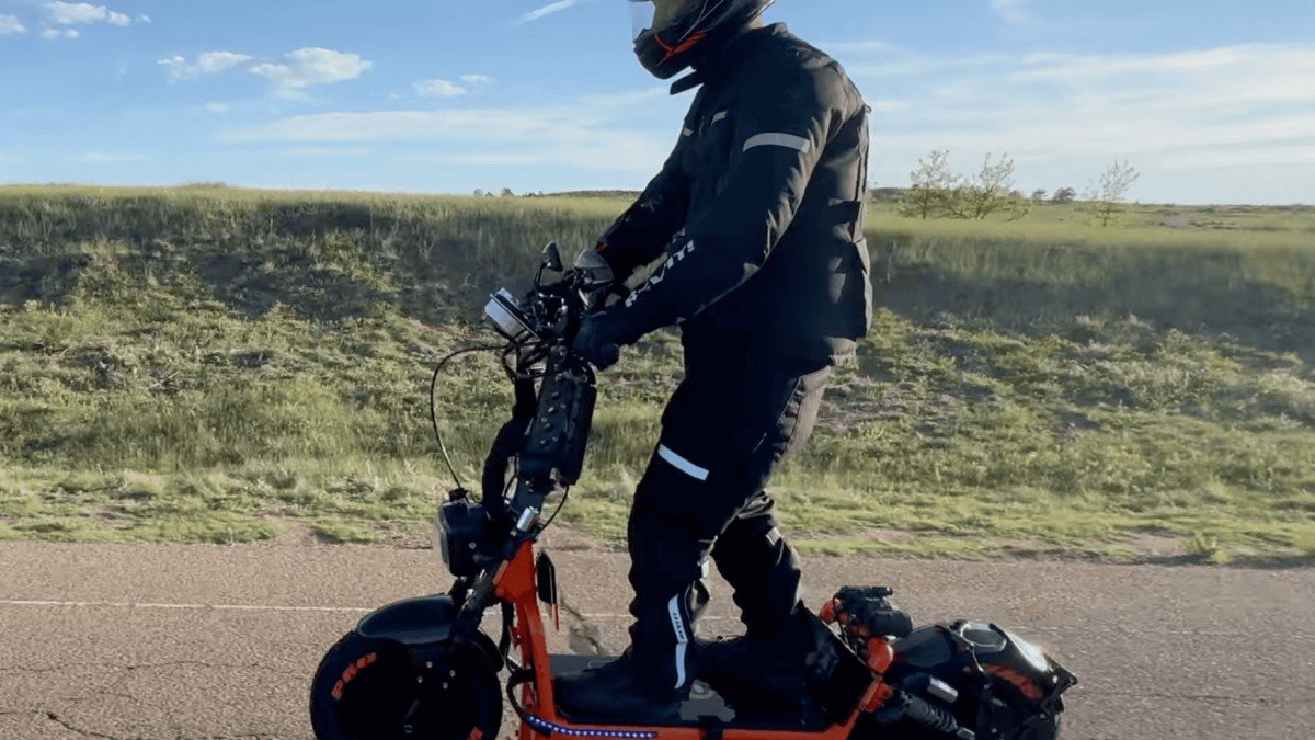 2024 Will Mason Mad Max Pro X black frame riding