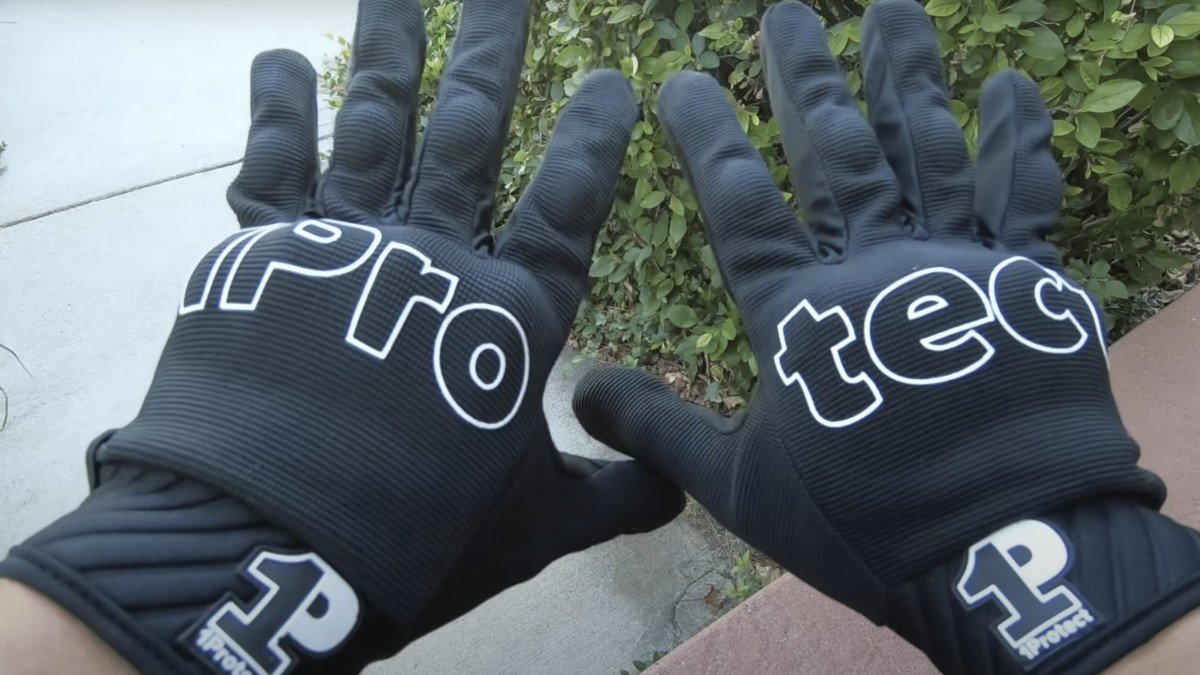 2023 1Protect Full Finger Gloves Screen-Shot-2020-07-02-at-8.02.55-AM