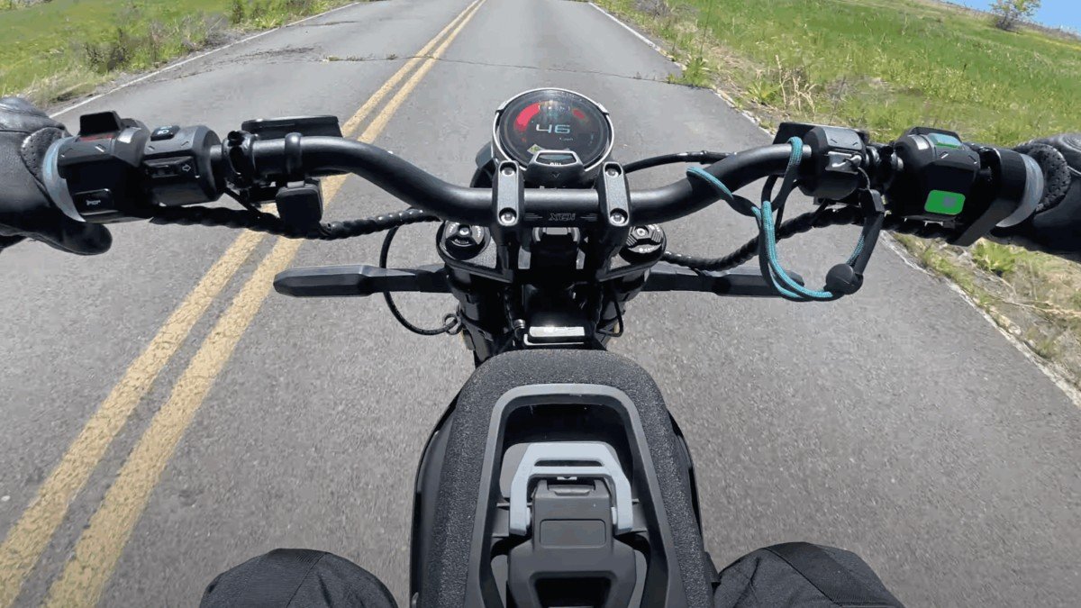 2024 NIU XQi3 Electric Dirtbike