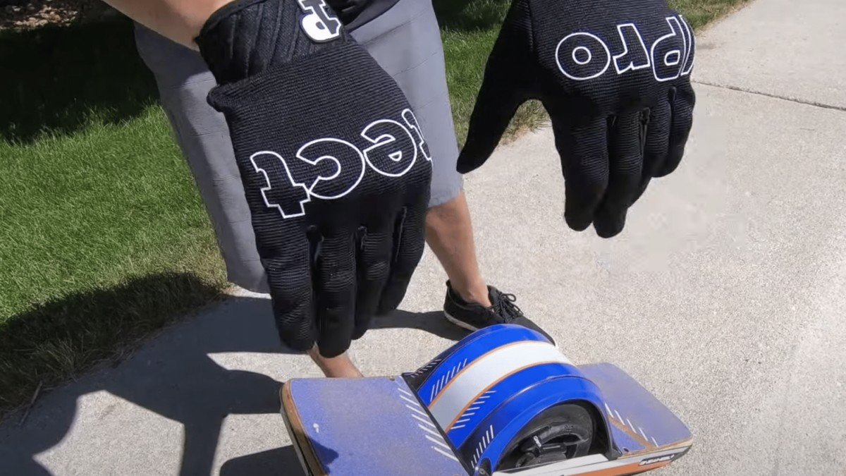 2023 1Protect Full Finger Gloves Screen-Shot-2020-07-02-at-8.03.58-AM