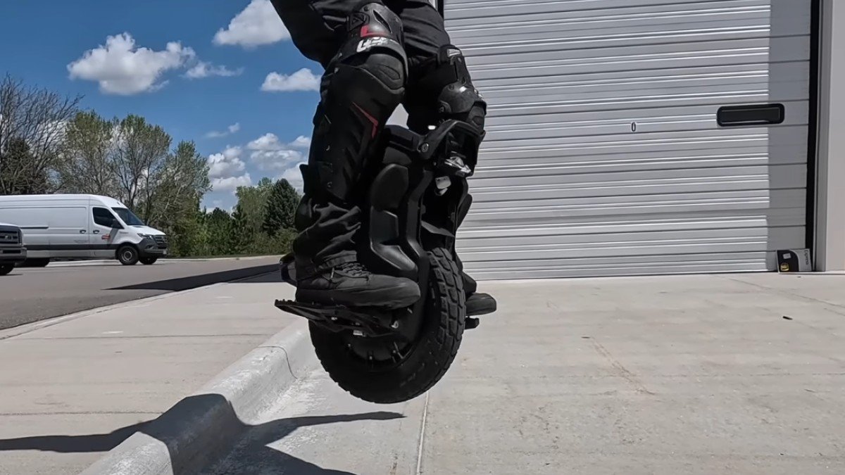 2025 Nosfet Aero low angle riding