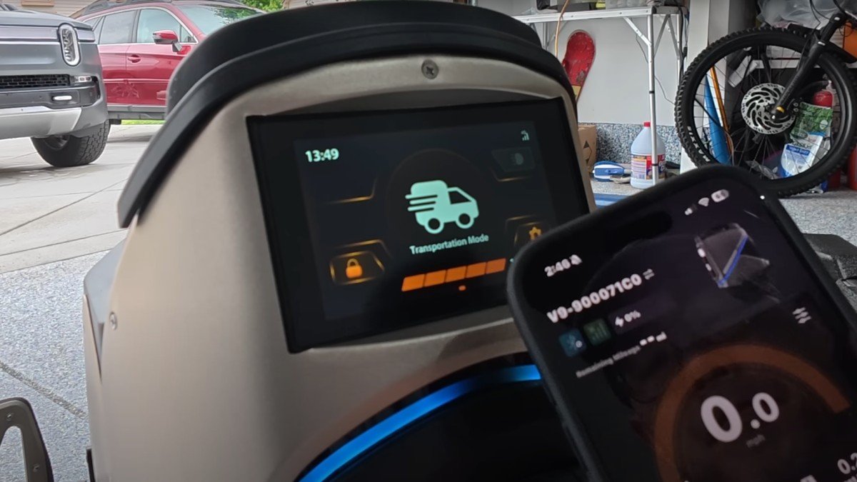 2023 InMotion V12S inmotion-v12s-review-a-detailed-look-at-a-feature-rich-electric-unicycle-1
