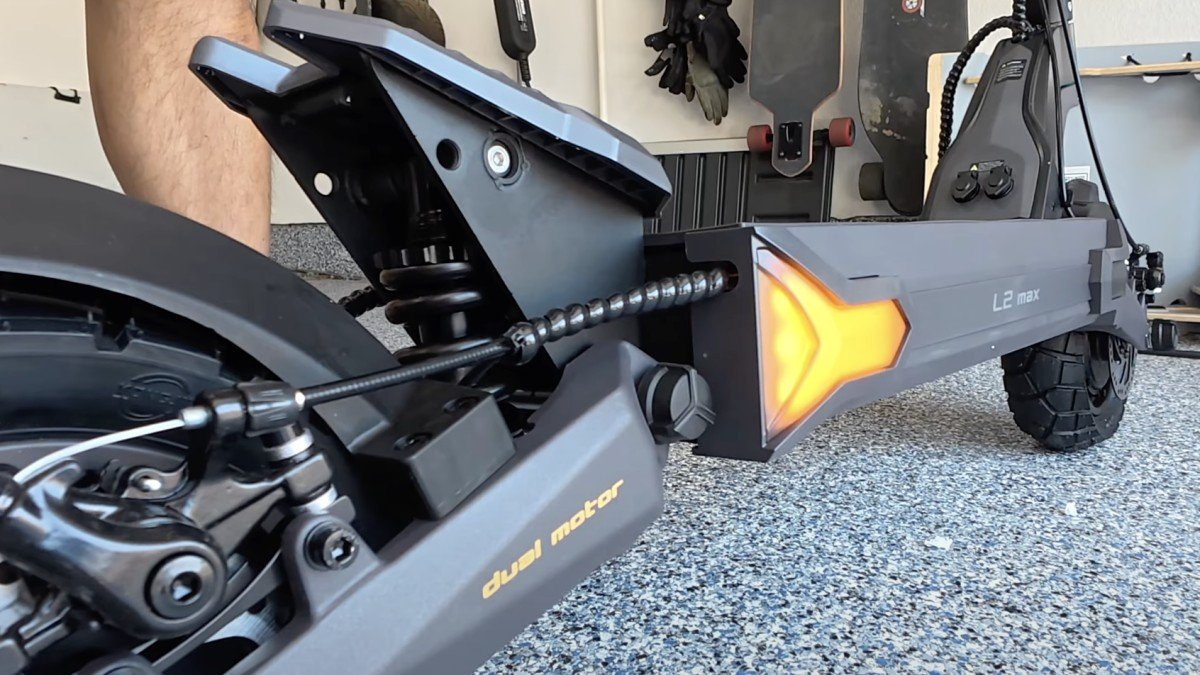2023 Ausom L2 Max Dual Motor ausom-l2-max-dual-motor-review-8