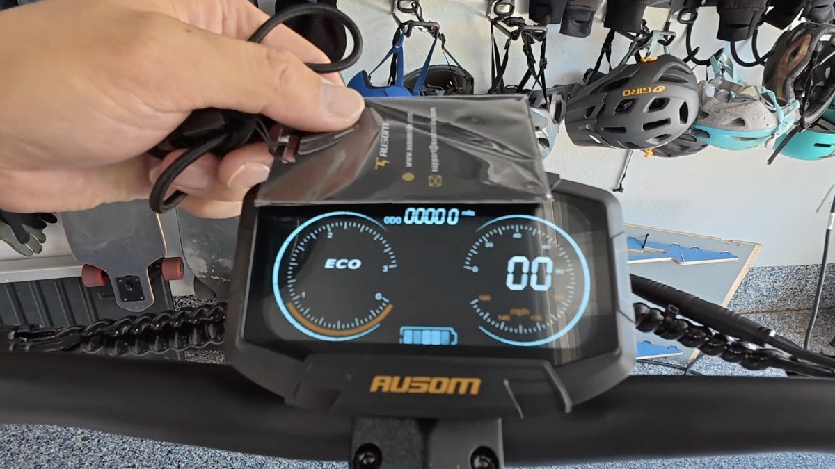 2023 Ausom L2 Max Dual Motor ausom-l2-max-dual-motor-review-9
