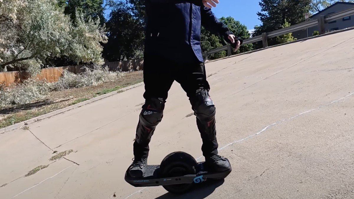 2024 Future Motion Onewheel GT S-Series Rally XL board side profile