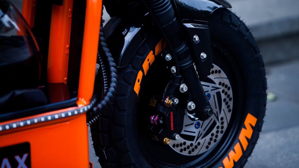 2024 Will Mason Mad Max Pro X front wheel