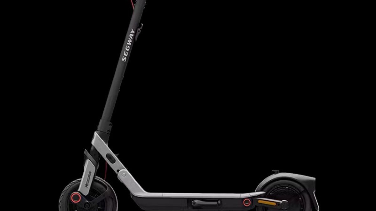 2025 Segway E3 Pro scooter side profile