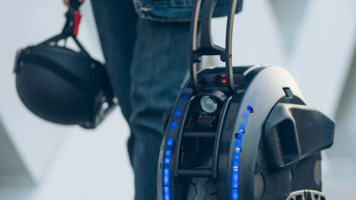 2024 Begode C8 man carrying handle