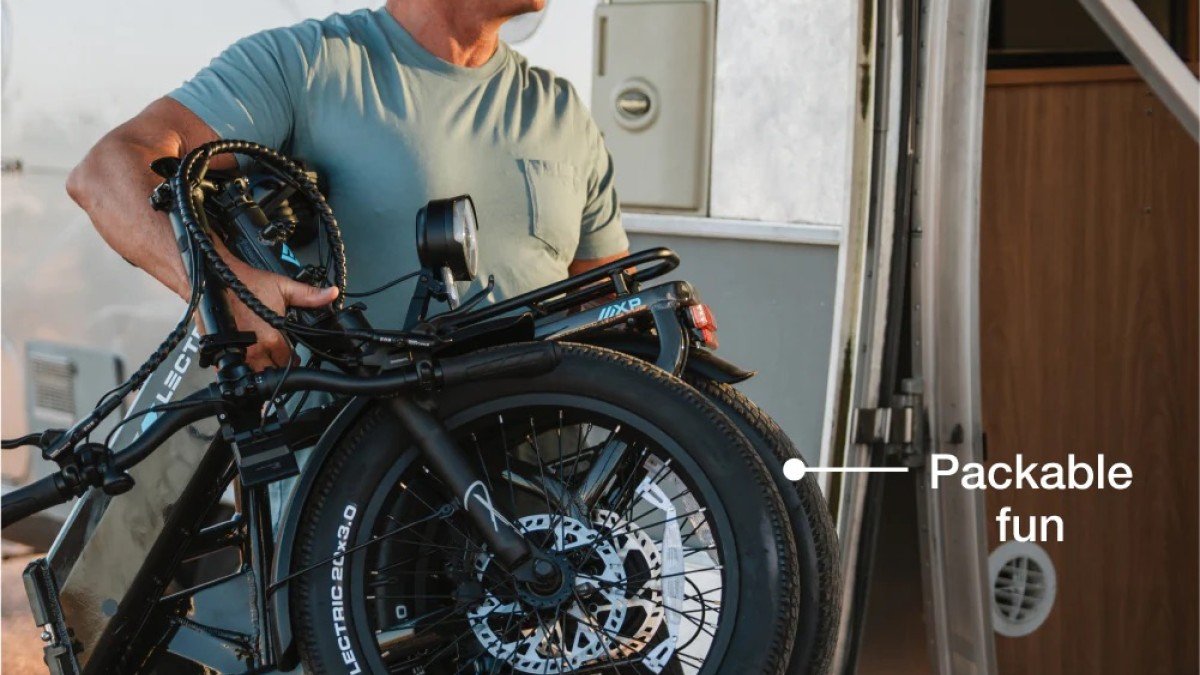 2024 Lectric XP 4.0 folded up detail