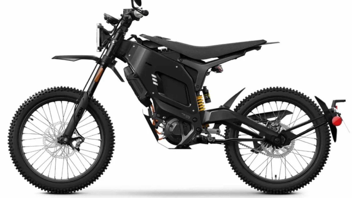 2024 NIU XQi3 black side profile