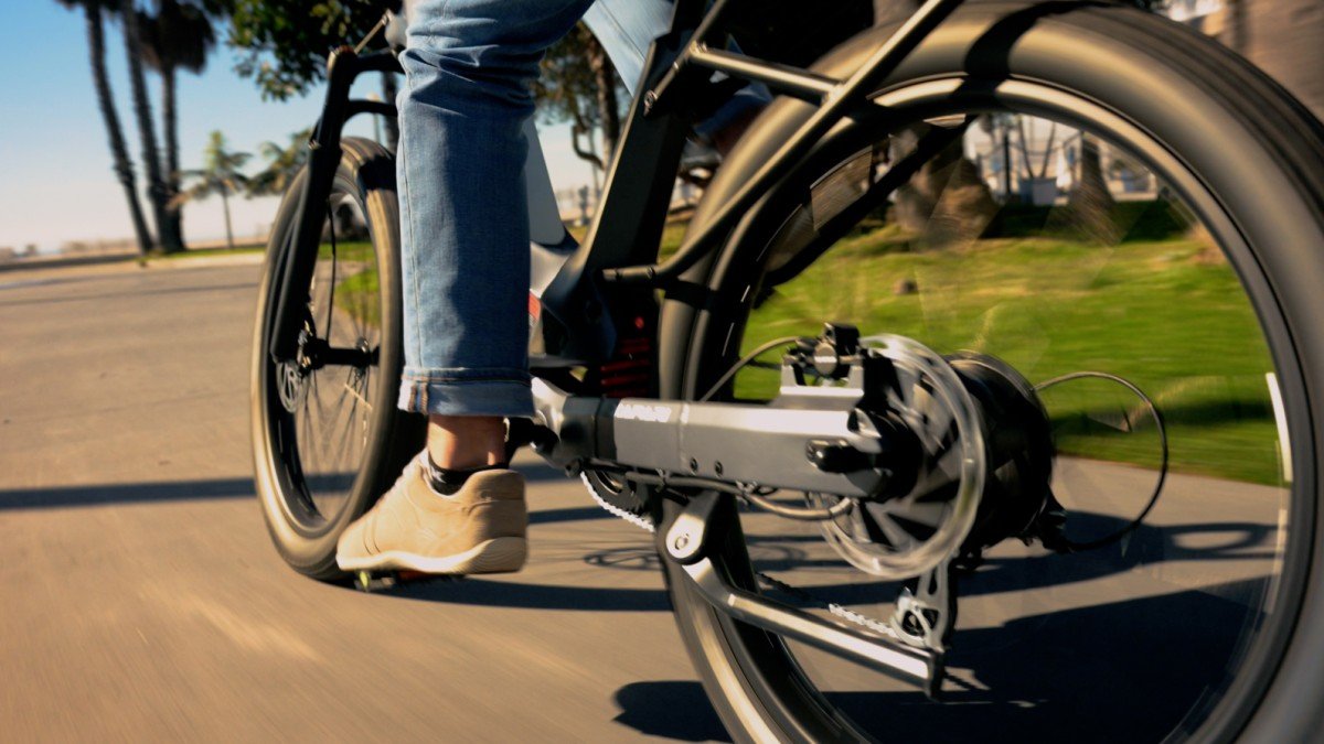 2024 Segway Xafari chain drive detail